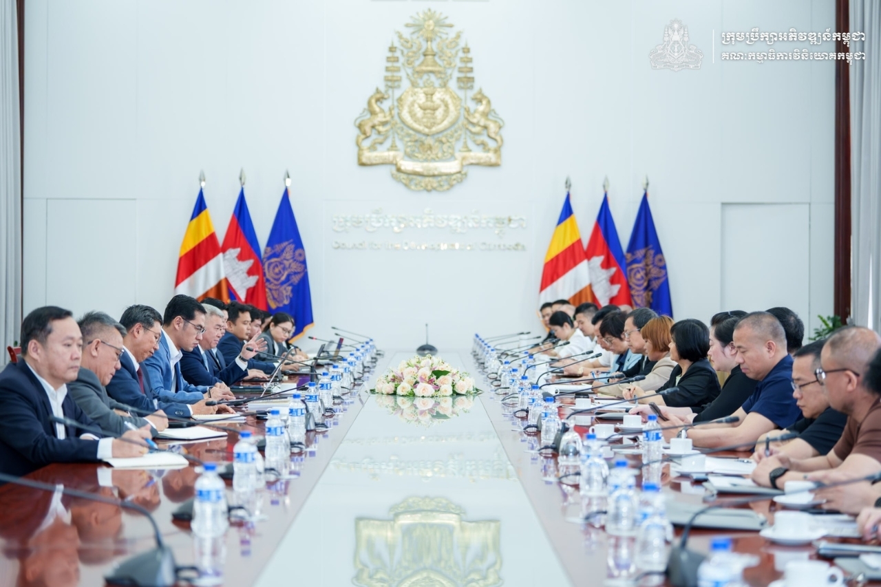 ជំនួបពិភាក្សាការងារជាមួយគណៈប្រតិភូសមាគមឧស្សាហកម្មជ្រលក់ពណ៌ និងបោះពុម្ពរបស់ចិន