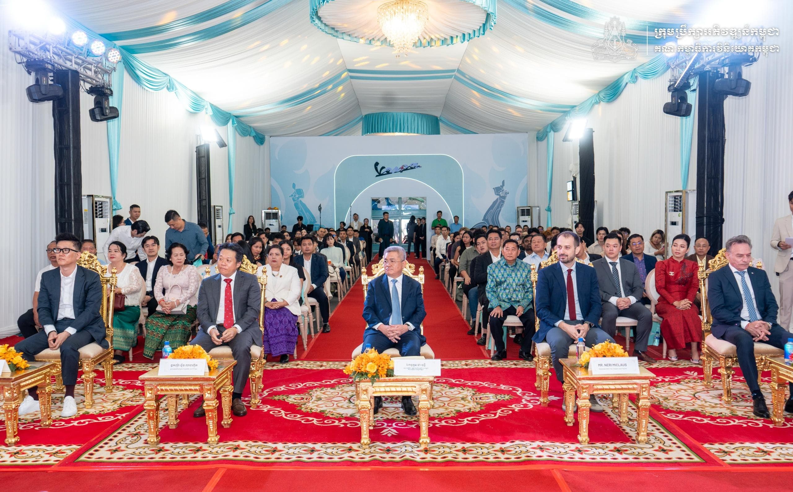 កម្មវិធីសម្ពោធអាគារតាំងបង្ហាញ និងលក់ម៉ូតូម៉ាក VESPA នៅក្នុងប្រទេសកម្ពុជា