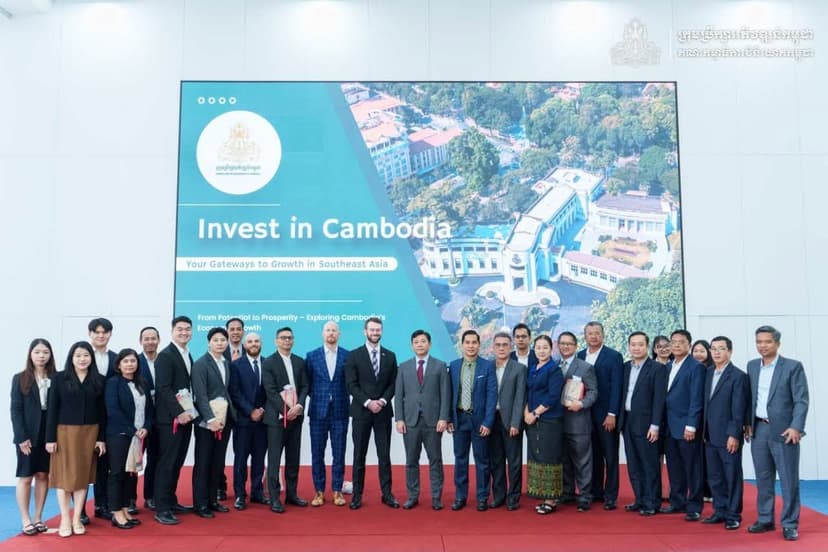 ឯកឧត្តមបណ្ឌិត សរ សិនិរ៉ា អគ្គលេខាធិការរង​ គណៈកម្មាធិការវិនិយោគកម្ពុជា (គ.វ.ក.) តំណាងដ៏ខ្ពង់ខ្ពស់ថ្នាក់ដឹកនាំ ក.អ.ក./គ.វ.ក. បានទទួលជួបគណៈប្រតិភូក្រុមហ៊ុនភស្តុភារកម្ម និងបច្ចេកវិទ្យាអាម៉េរិក ចំនួន ៧ ក្រុមហ៊ុន